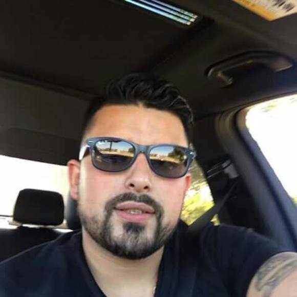 Meet your Posher, Felipe - Picture 1 of 1