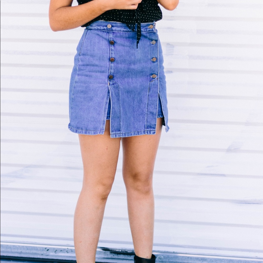 Vintage denim button up skort