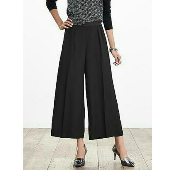 Banana Republic Pants - NWT Banana Republic Women's Drapey Gaucho Pant