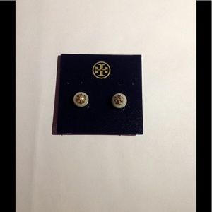 Tory Burch Evie Pearl Stud Earrings