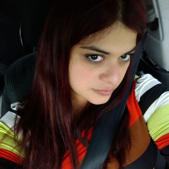 Meet your Posher, Janet - Picture 1 of 1