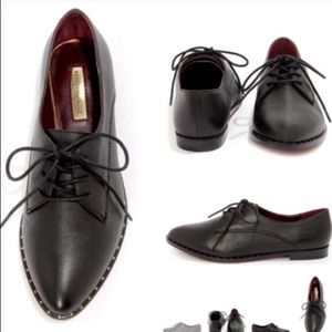 Urban outfitters ( REPORT SIGNATURE) oxfords