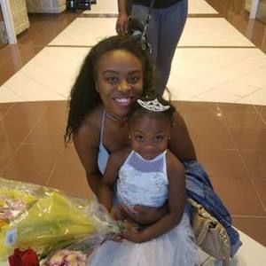 Meet your Posher, Tiffany