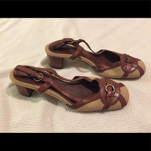 ENZO ANGIOLINI Retro Block Heel Slingbacks