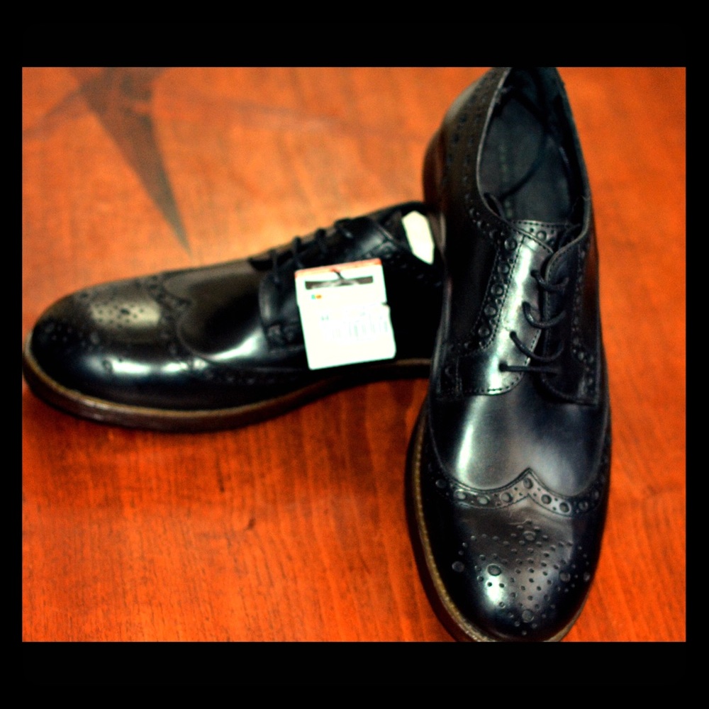 Zara Man Men's black Leather Wingtips