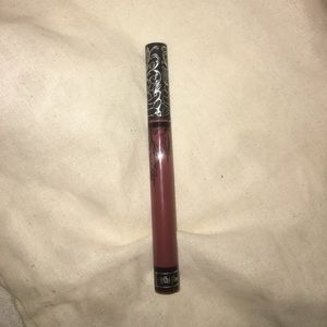 Kat Von D liquid lipstick Lolita