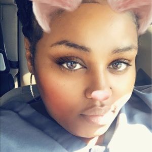 Meet your Posher, Jerika