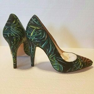 💵SOLD💵Zara Leather Pumps