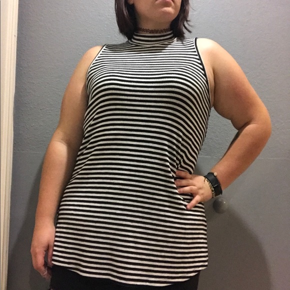 Plus Size Black and White Striped Tank Top - Picture 1 of 2