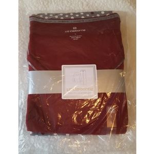 Liz Claiborne pajama set.