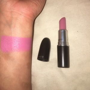 MAC lipstick snob