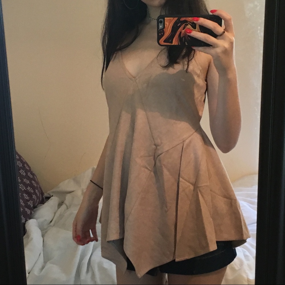 Pale Pink Suede Flowy Top - Picture 2 of 2