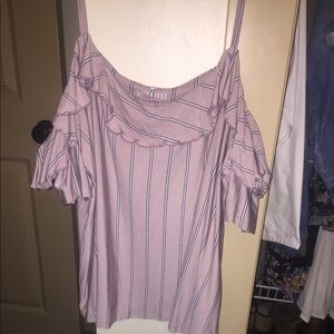Off the shoulder top size XL NWT