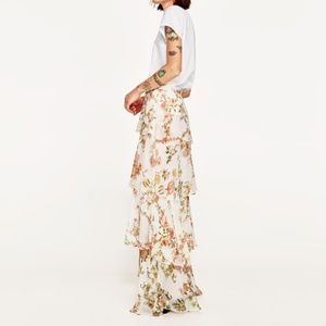 NWOT Zara Maxi Skirt With Frills