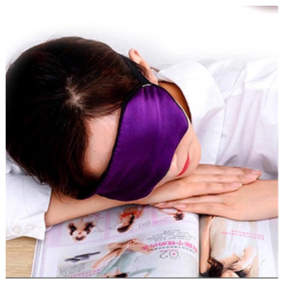 WINE Colored Silk Eye Mask - Picture 3 of 8