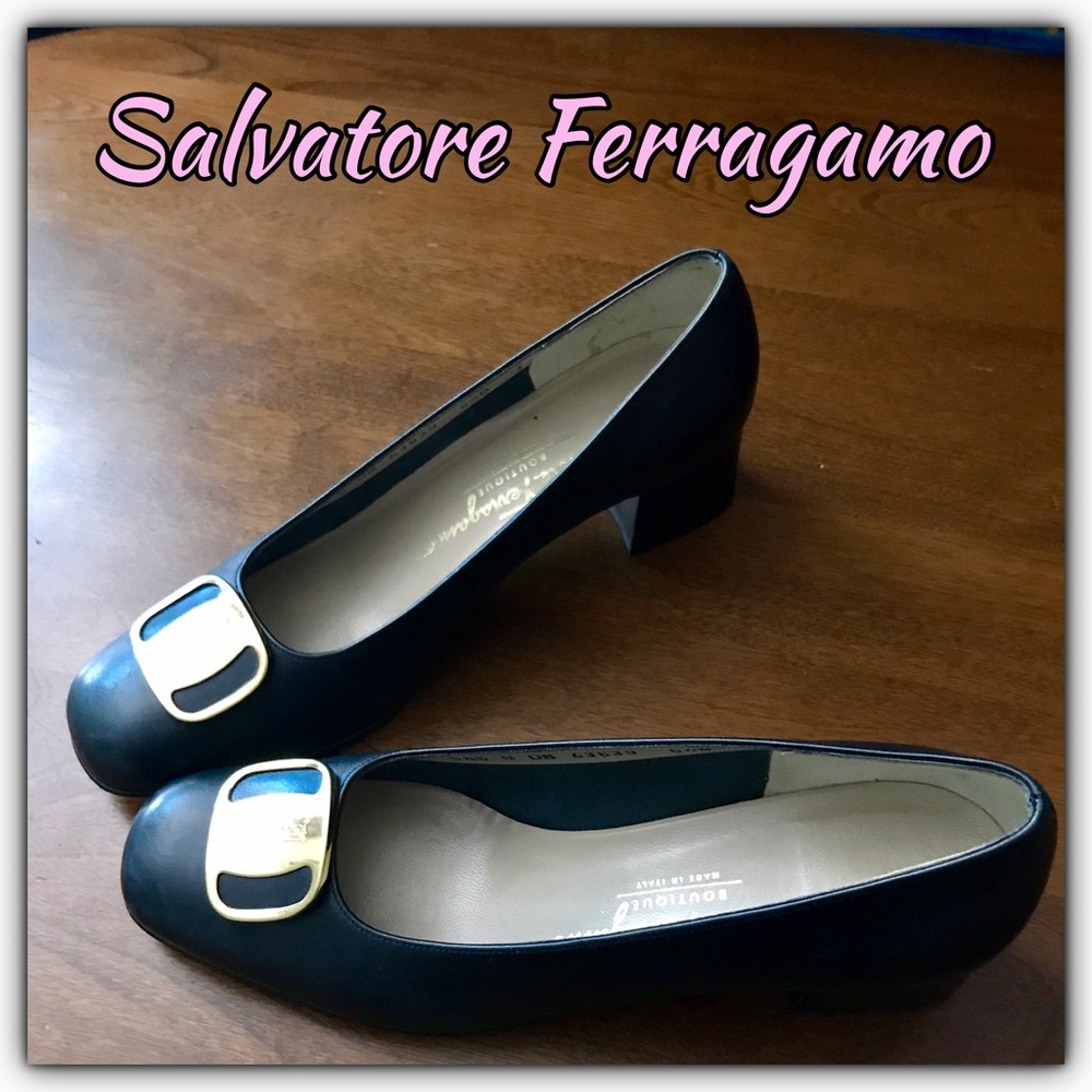 SALVATORE FERRAGAMO PUMPS - Picture 3 of 7