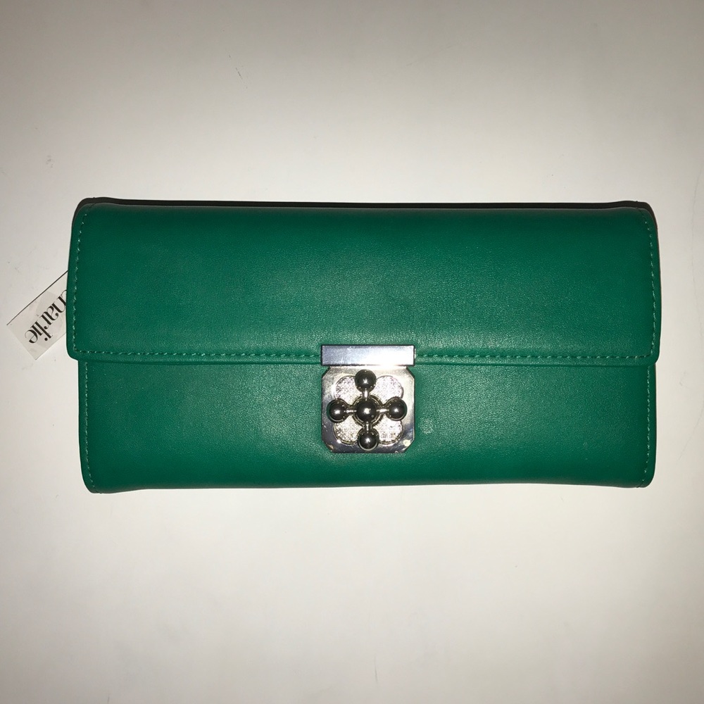 Nwt wallet