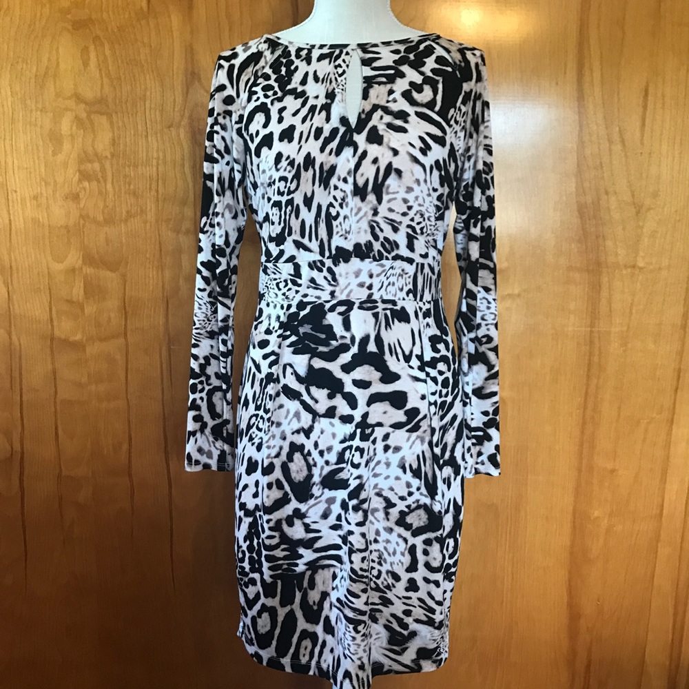 JLO-LEOPARD DRESS- OPEN FRONT DESIGN- LARGE