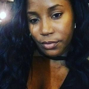 Meet your Posher, Bobbie