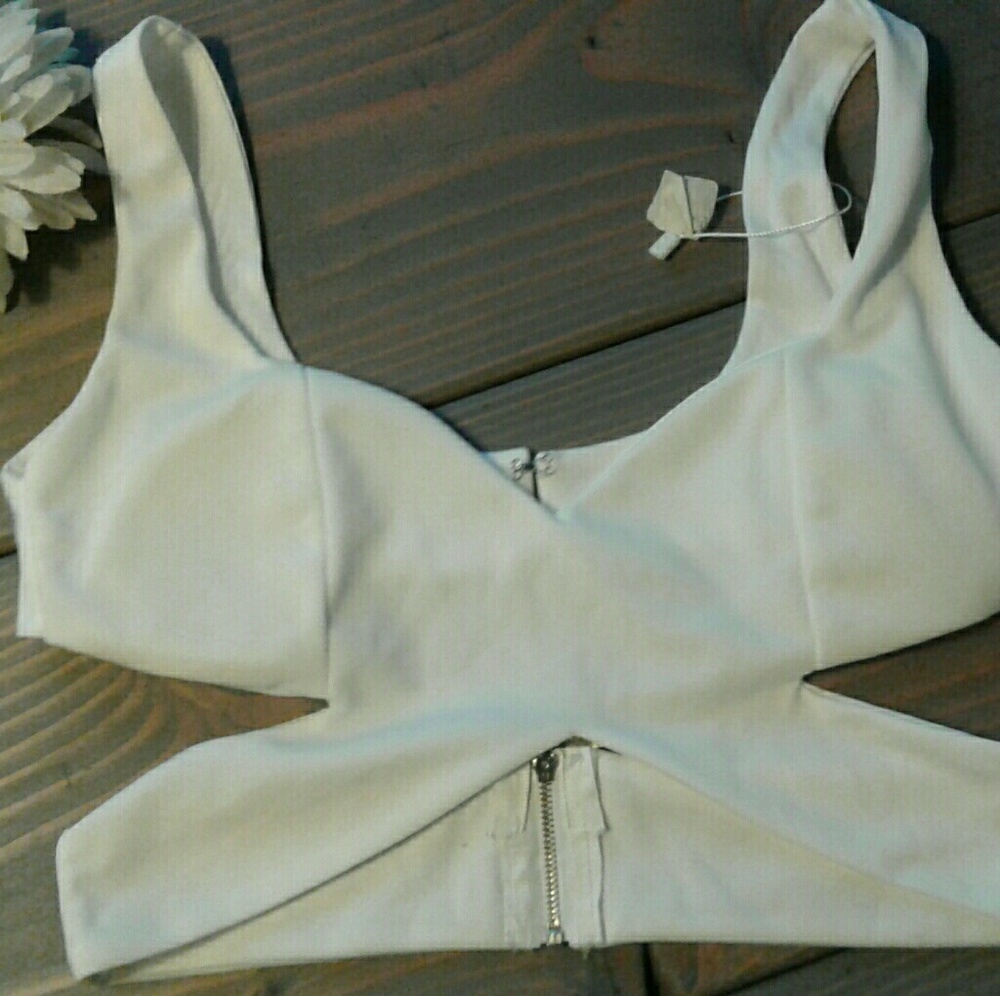 Crop top