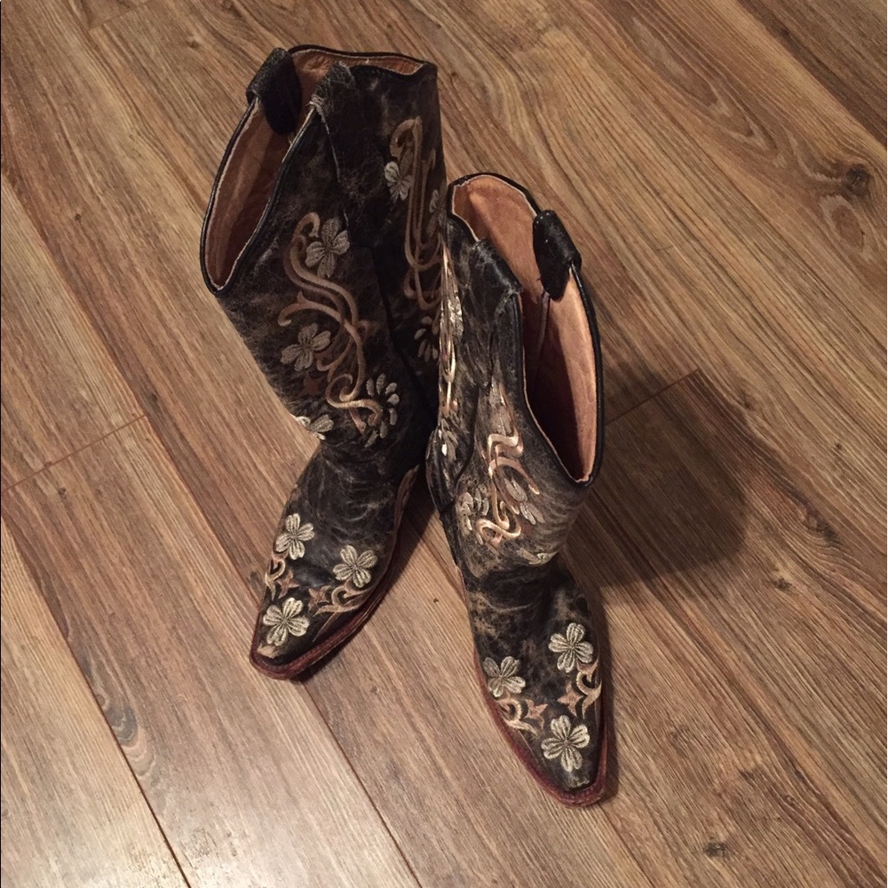 Cowboy boots🚫SOLD🚫