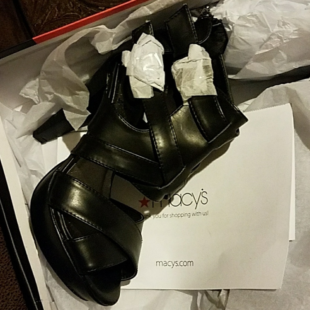 Black guess heels