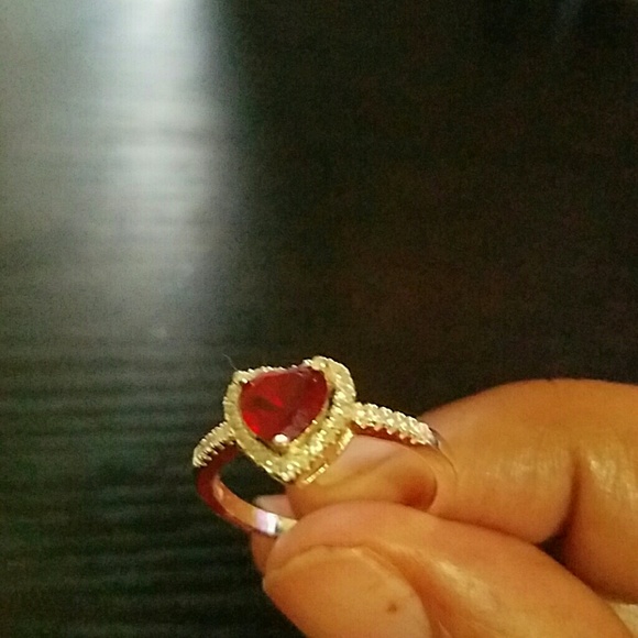 Silver ring - Picture 2 of 2