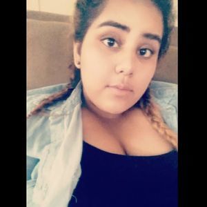 Meet your Posher, Esmeralda