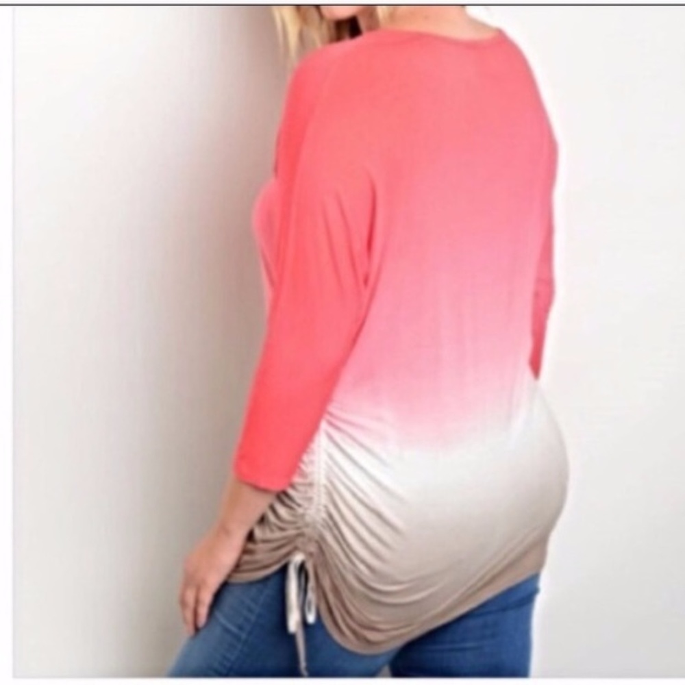 **SOLD***  Host Pick  Coral Ombre top - Picture 2 of 3