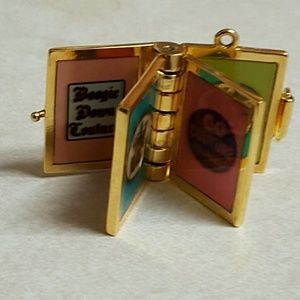 Rare, 2004 Juicy Couture 6 page book charm
