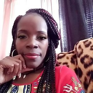 Meet your Posher, Valishia