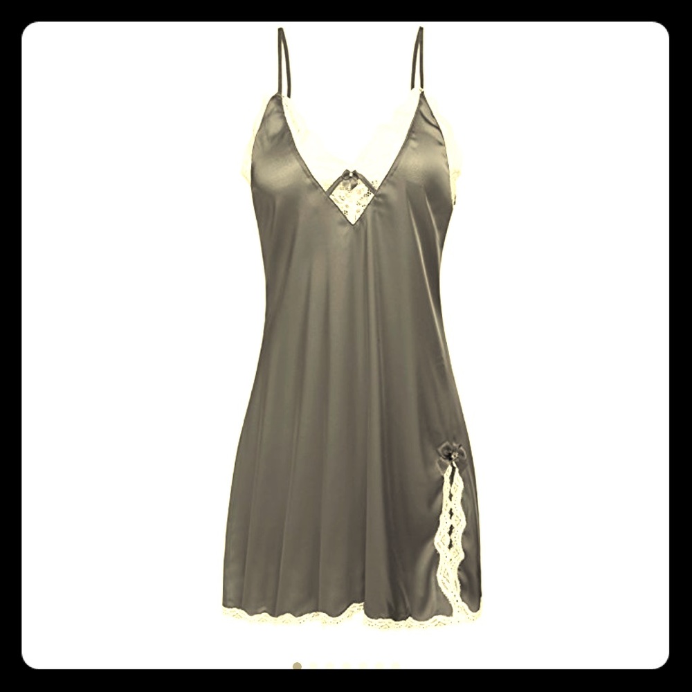 EUC beautiful nightie size XL