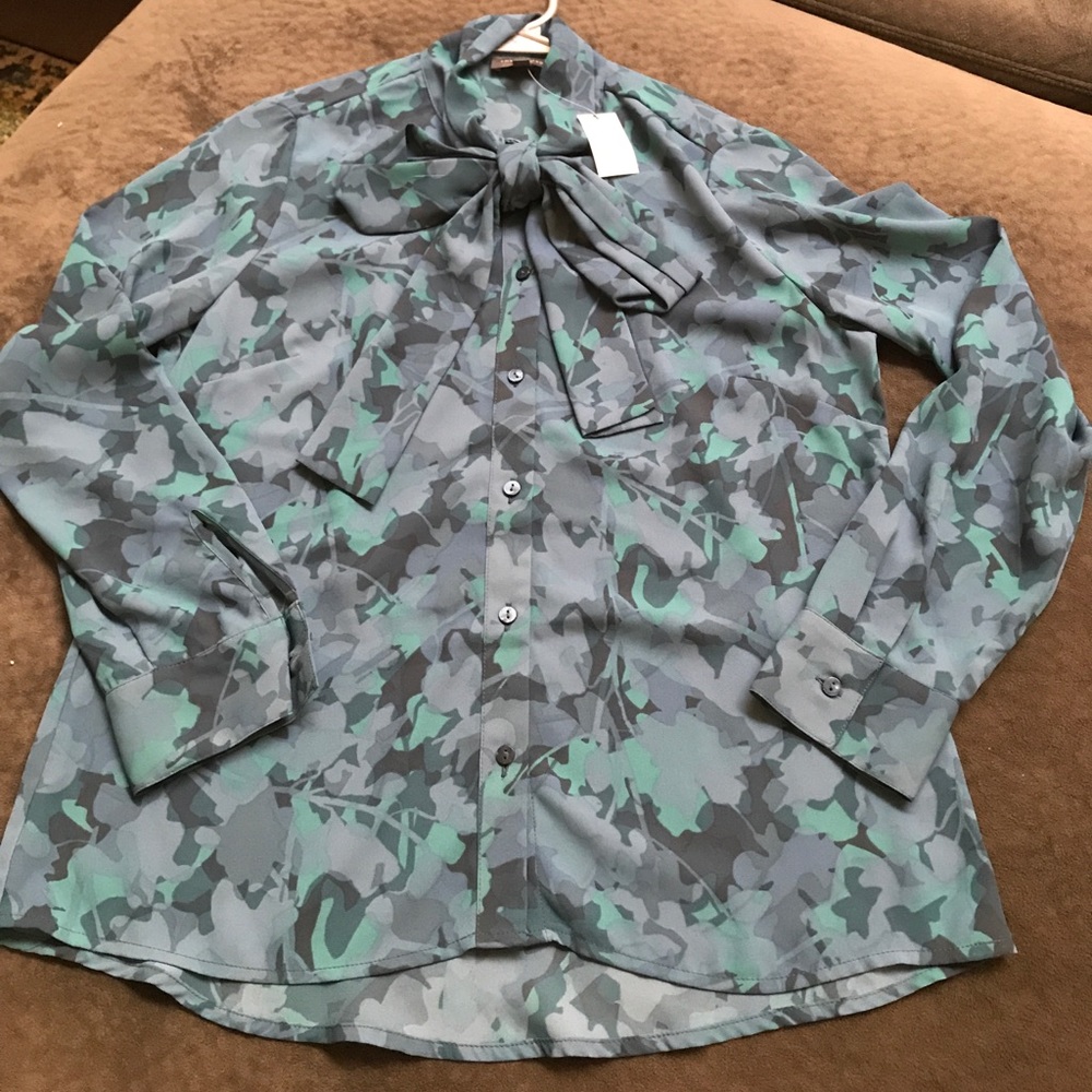 Gorgeous Necktie Dress shirt! NWT