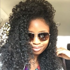 Meet your Posher, Christina