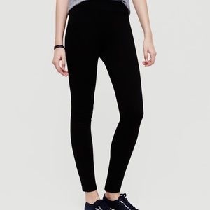 Lou & Grey black signature ponte leggings