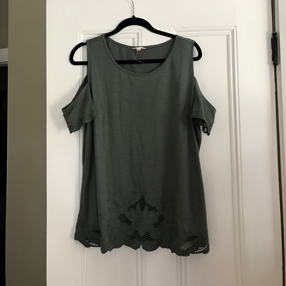 Army green cold shoulder top