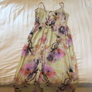 Small /medium / adjustable straps / flowy skirt