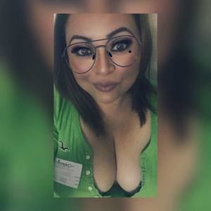 Meet your Posher, Tania