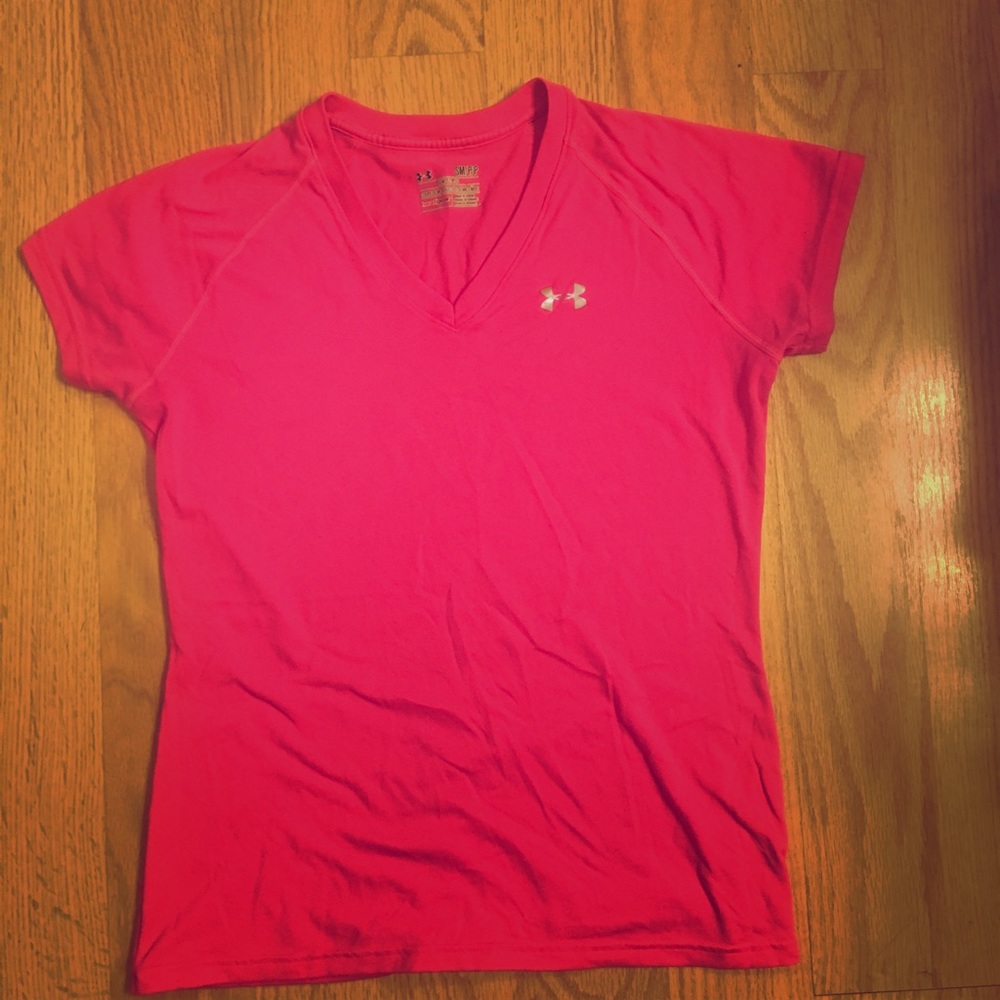 Small Under Armour Bright Pink Tee