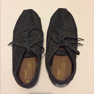 Charcoal TOMS tie up