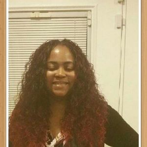 Meet your Posher, Kamora