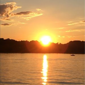 Meet your Posher, Yana