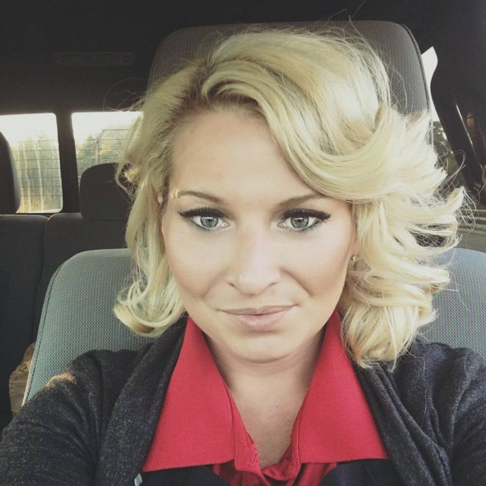 Meet your Posher, Racquel