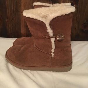 Suede fuzzy boot