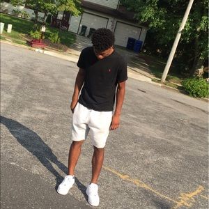 Meet your Posher, Charles