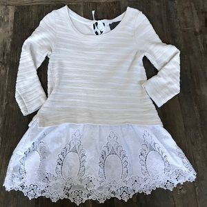 Anthropologie - Creme Lace Bottom Top - S