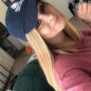 Meet your Posher, Alexis