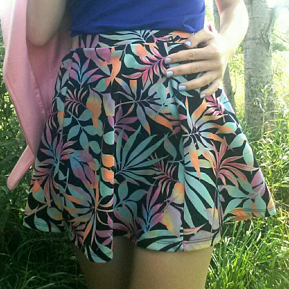 Forever 21 Neon Tropical Elastic Skirt