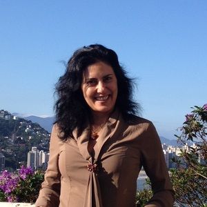 Meet your Posher, Laila