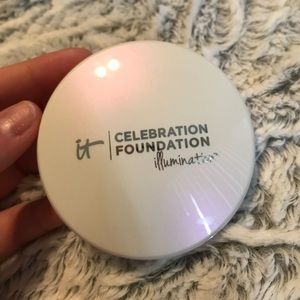 ItCosmetics Celebration Foundation Illumination